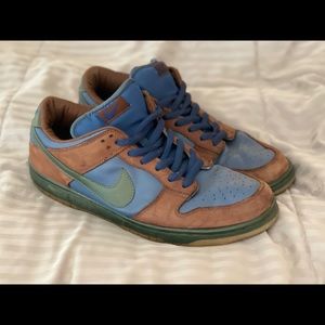 Nike SB Dunk Low “Barf” Size 13